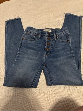 Madewell 10” High Rise Skinny Jeans Size 23 Button Fly Raw Hem Medium Wash